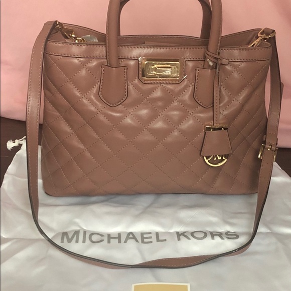 Michael Kors NWT Vintage Hannah Lg Quilted Lea… - Picture 3 of 10